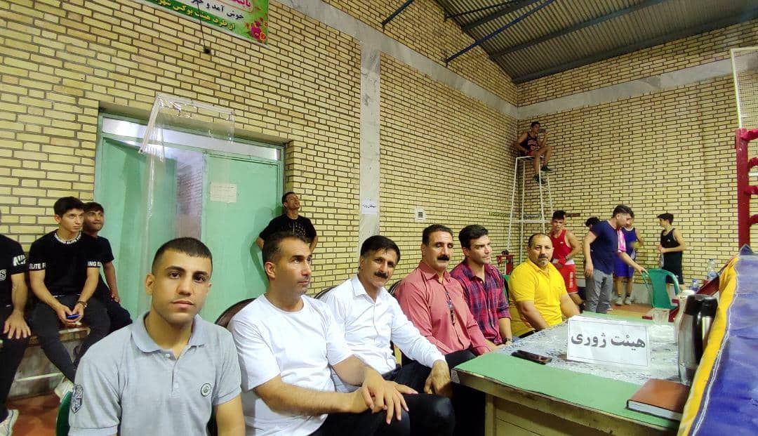 ارتقای فنی مربیان بوکس شمال خوزستان انجام شد/بازی تدارکاتی بین باشگاه‌ بوکس آریا اهواز و تیم‌ بوکس دزفول برگزار شد