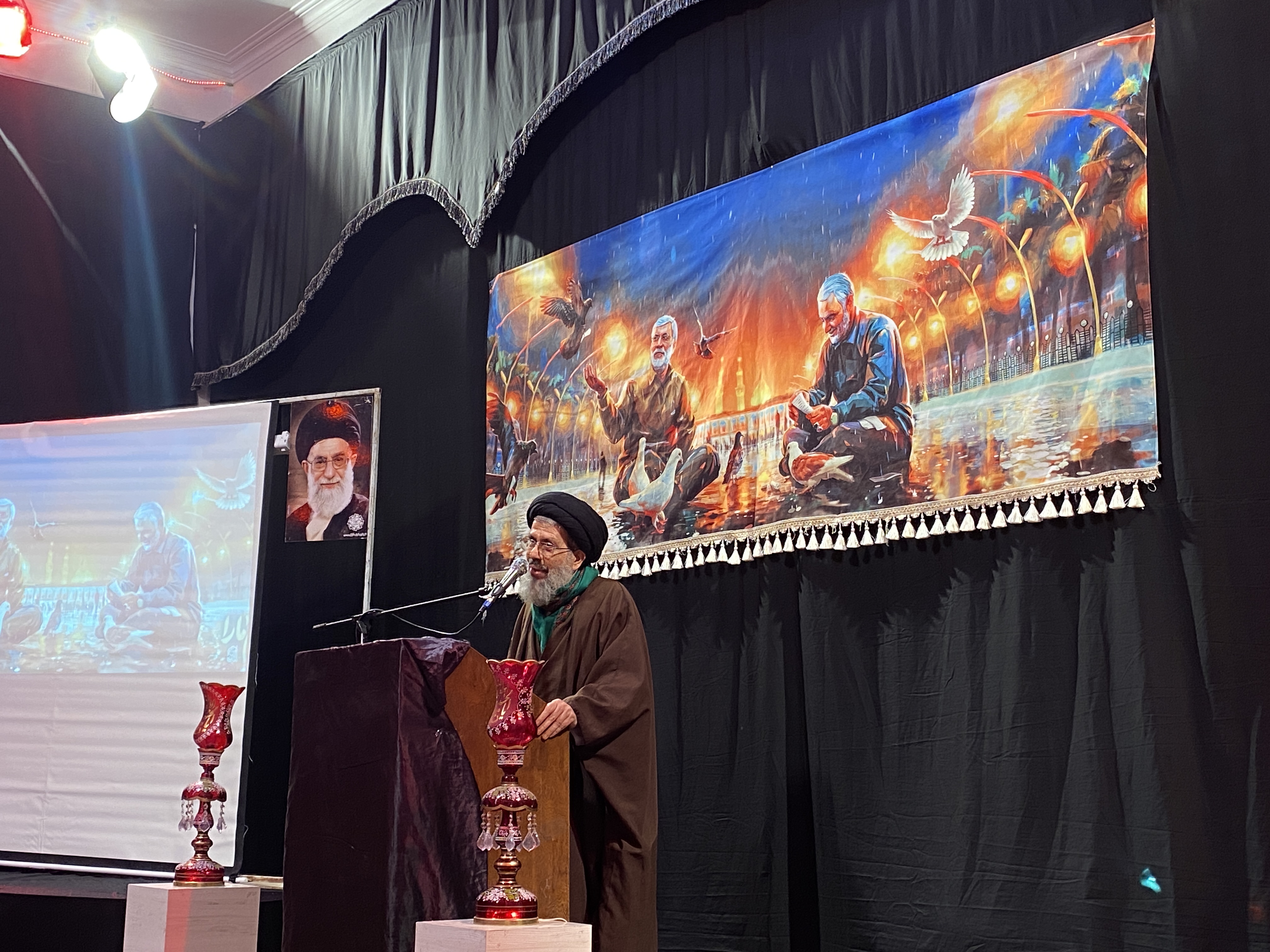 سومین شب‌ شعر عقیق سلیمانی در شوش برگزار شد. 